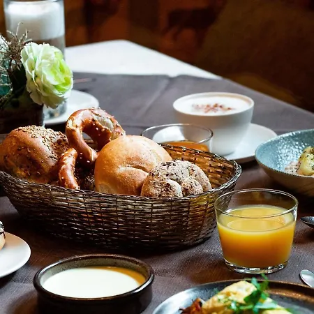 Hotel Unterwirt 4*