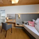 Unterwirt 4*